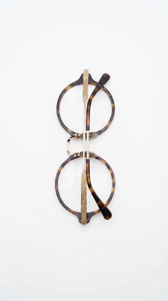 Classic Tortoiseshell Round Optical (Unisex Optical) - angle view 4 - St Mary Optical Kenya