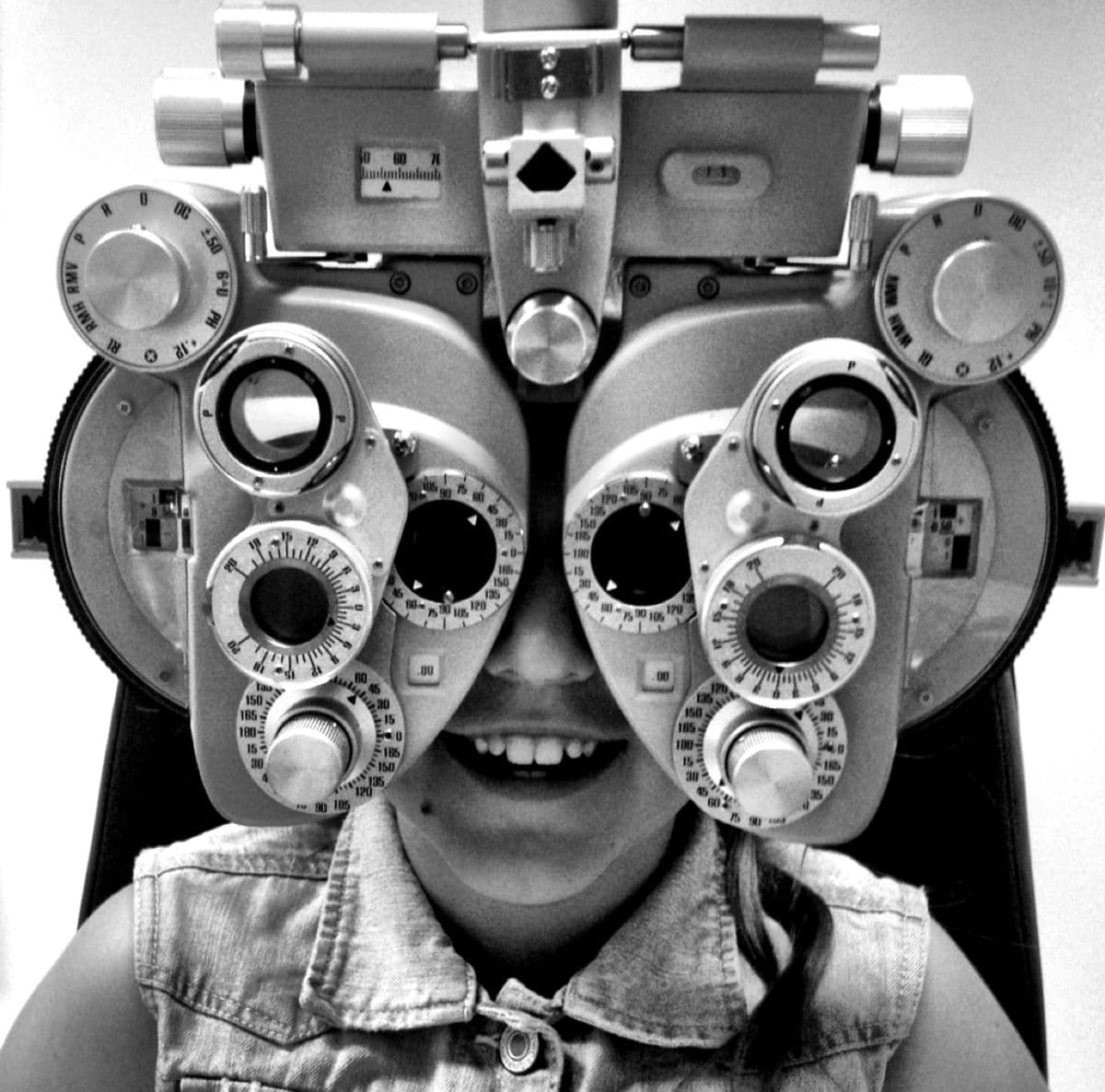 Why Children Need Regular Pediatric Eye Exams Before Starting School - eye care guide St Mary Optical